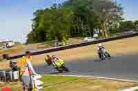 Vintage-motorcycle-club;eventdigitalimages;mallory-park;mallory-park-trackday-photographs;no-limits-trackdays;peter-wileman-photography;trackday-digital-images;trackday-photos;vmcc-festival-1000-bikes-photographs